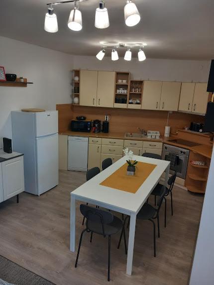 Sunshine Resort Apartment Hajdúszoboszló 外观 照片
